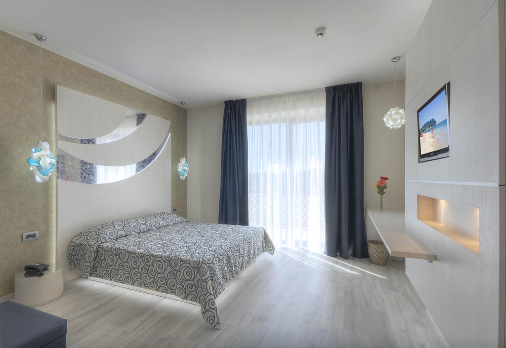 La Perla Hotel Camerano Kültér fotó