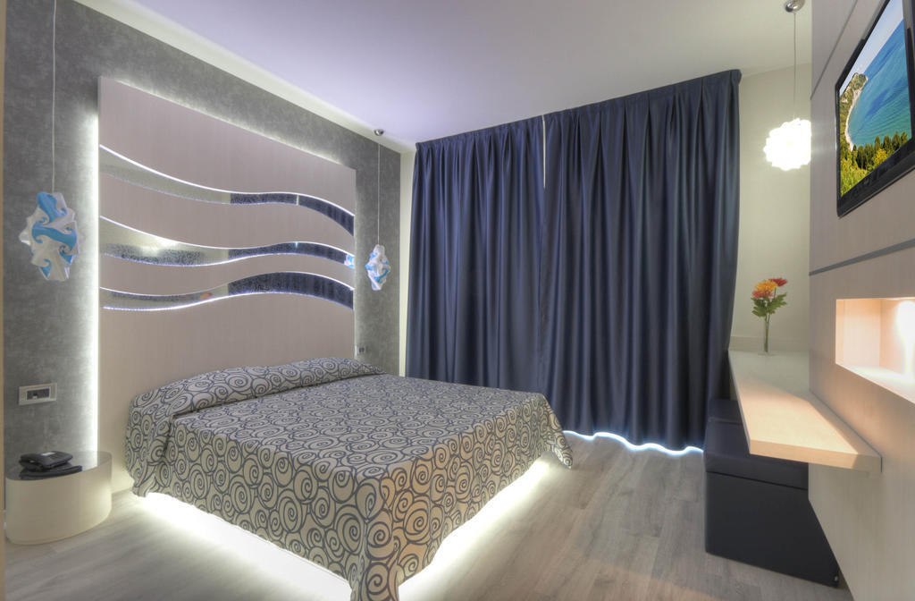 La Perla Hotel Camerano Szoba fotó